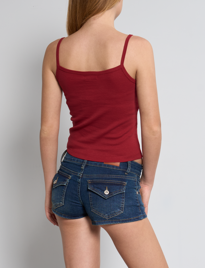 Top canotta rosso con scritta "Diva" in strass retro
