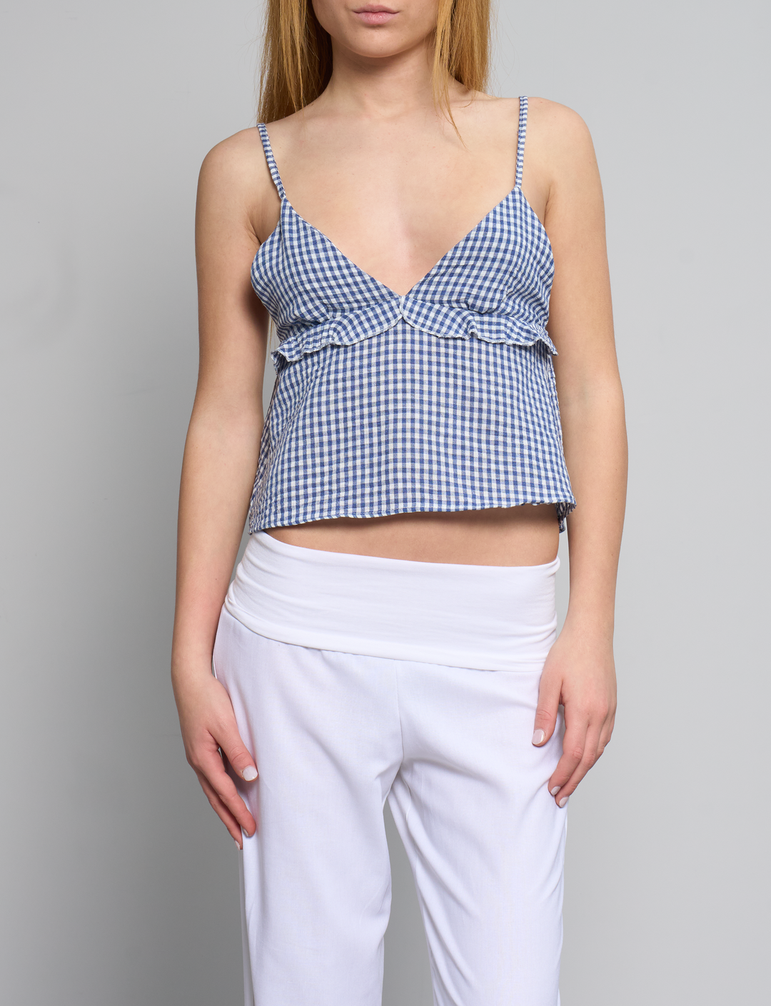 Top corto a quadretti blu frontale