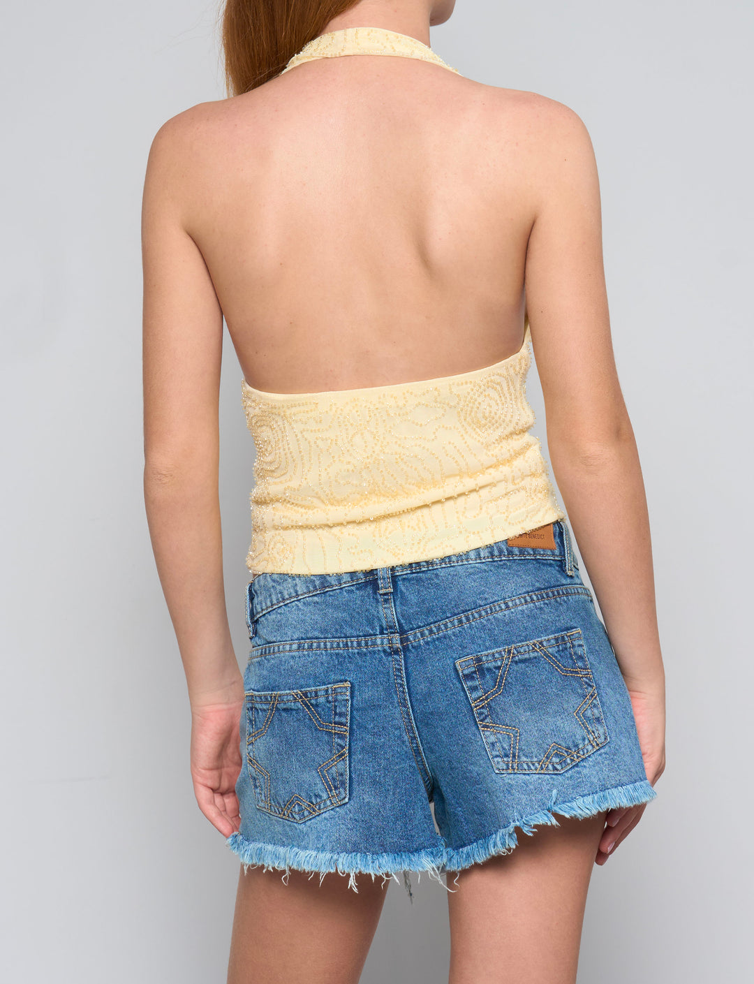 Top halter giallo ricamato con perline retro