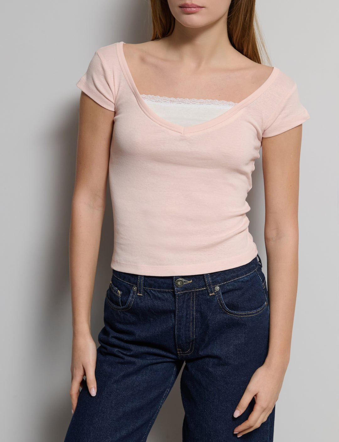 Top rosa doppio strato con pizzo frontale