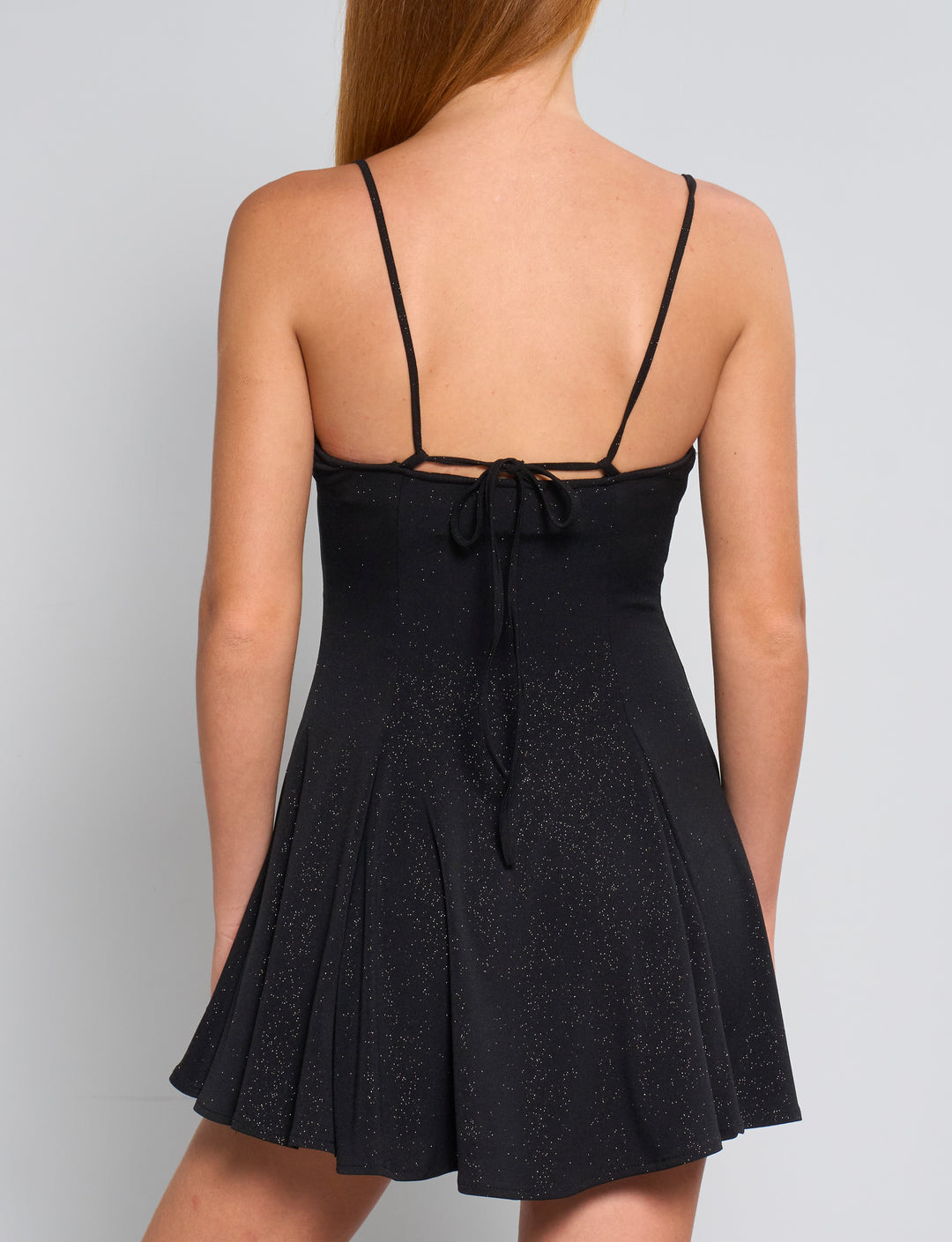 Vestito corto nero glitterato con spalline sottili retro