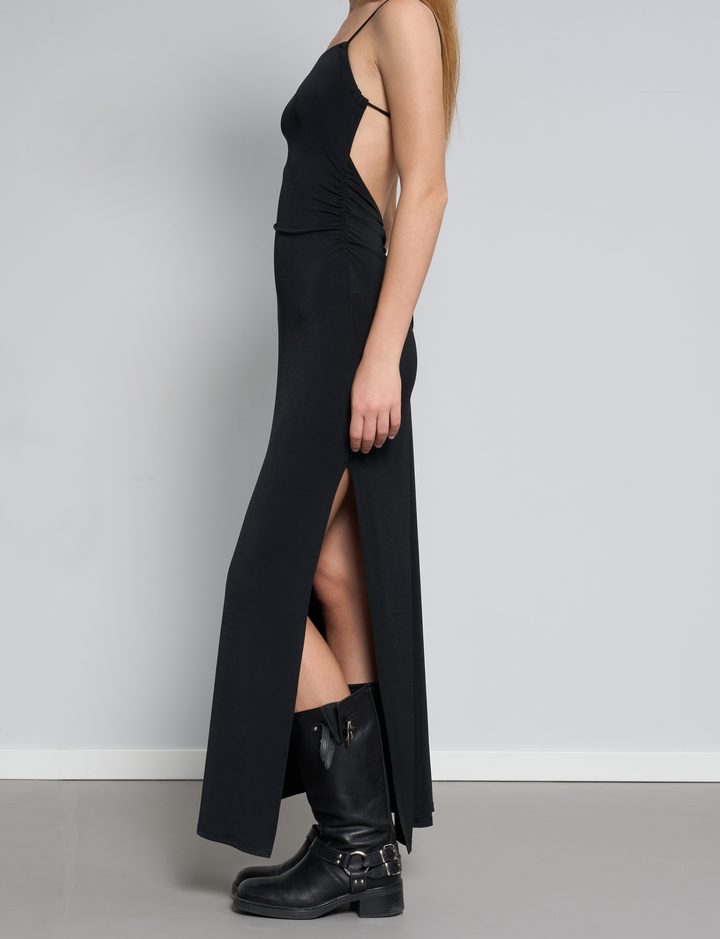 Vestito lungo nero con schiena scoperta laterale