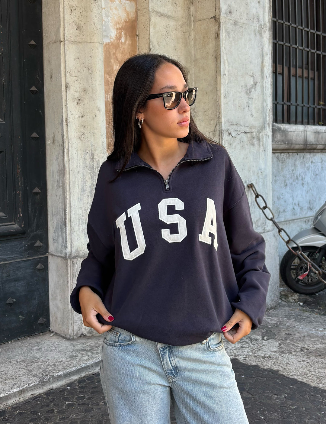 Felpa con applicazione