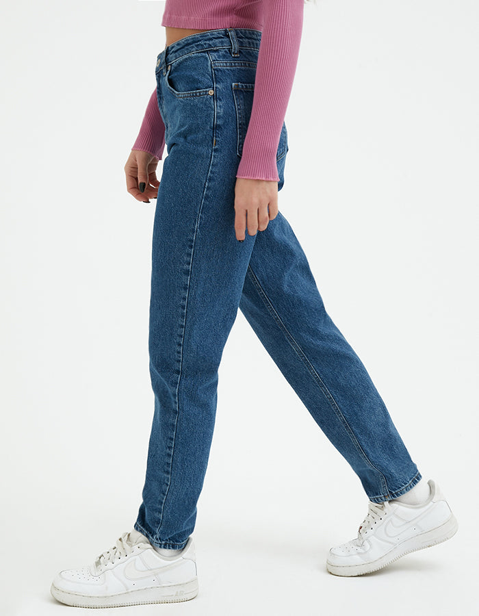 MOM JEANS